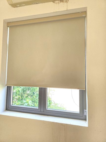 Rèm cuốn tự động 01