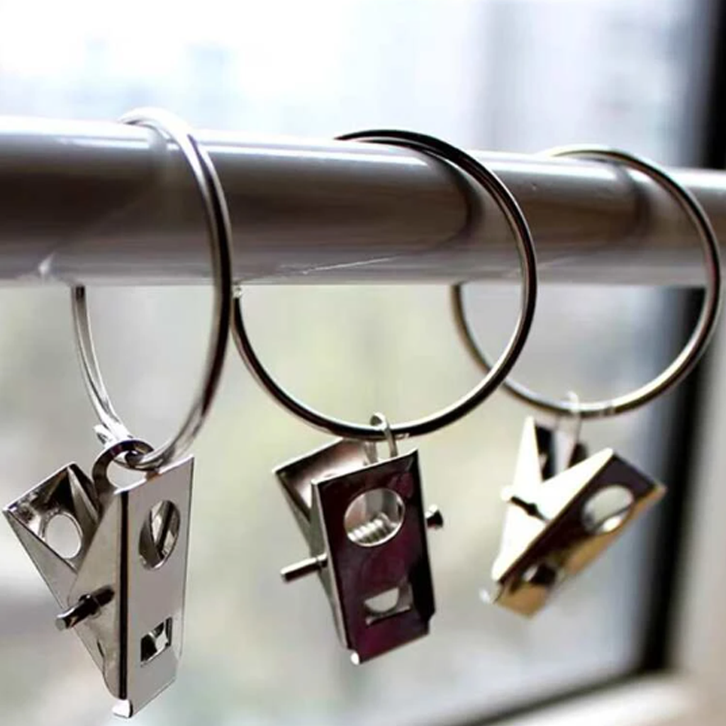 chọn móc hoặc kẹp treo thích hợp