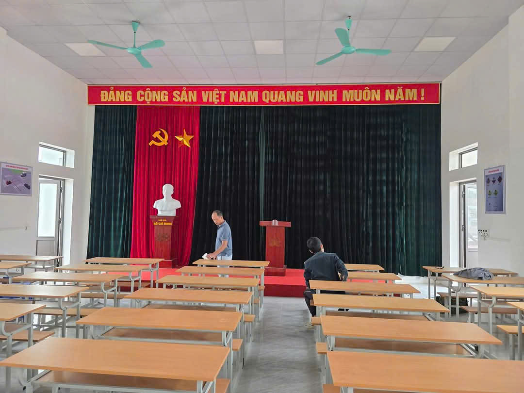 Phông Hàn Quốc cao cấp cho hội trường sân khấu ở Hà Nội