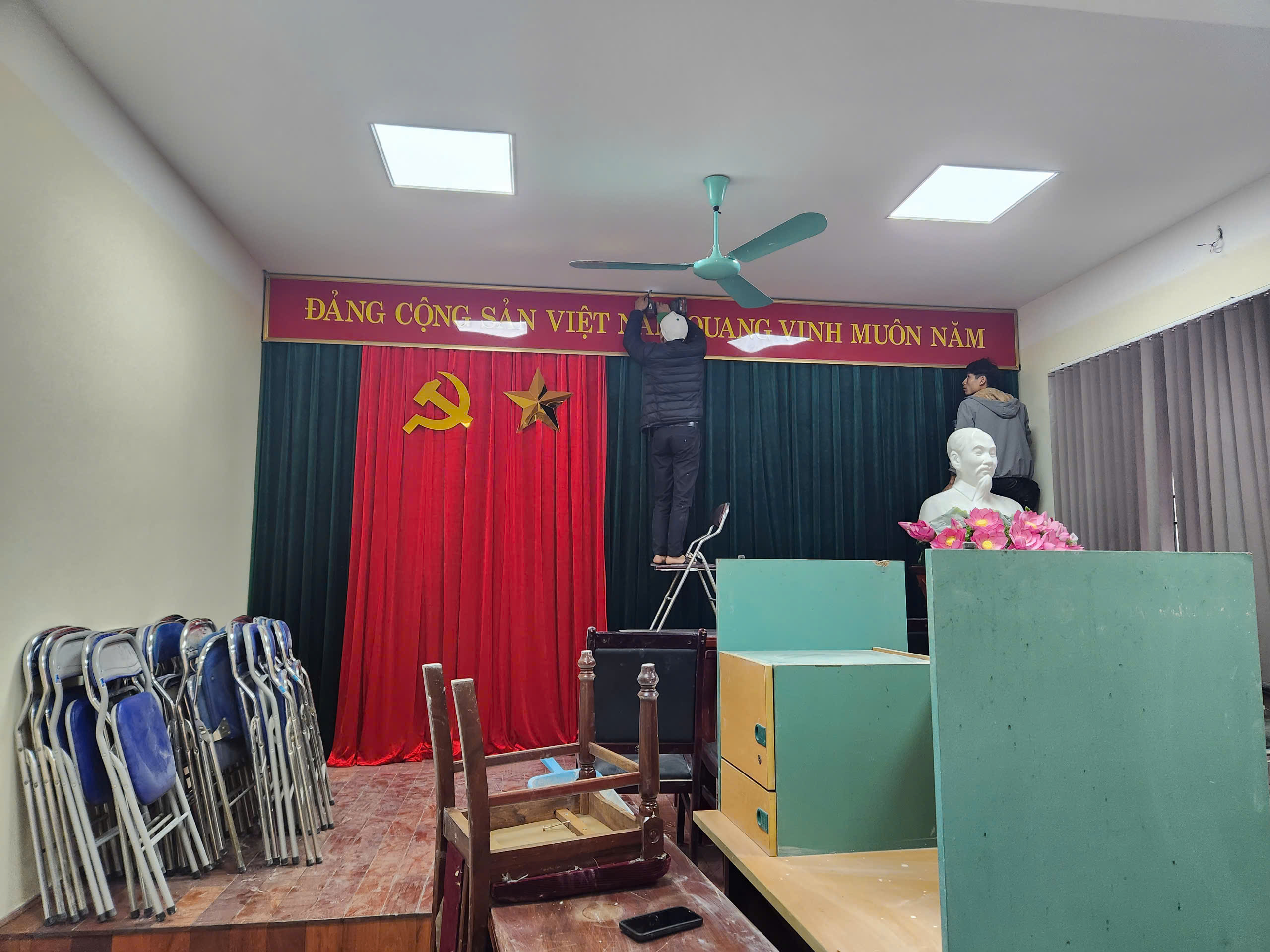Phông dày Trung Quốc cho trường học chất lượng giá rẻ ở Hà Nội