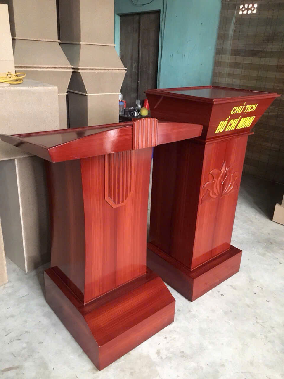 Bục phát biểu tại Hà Nội